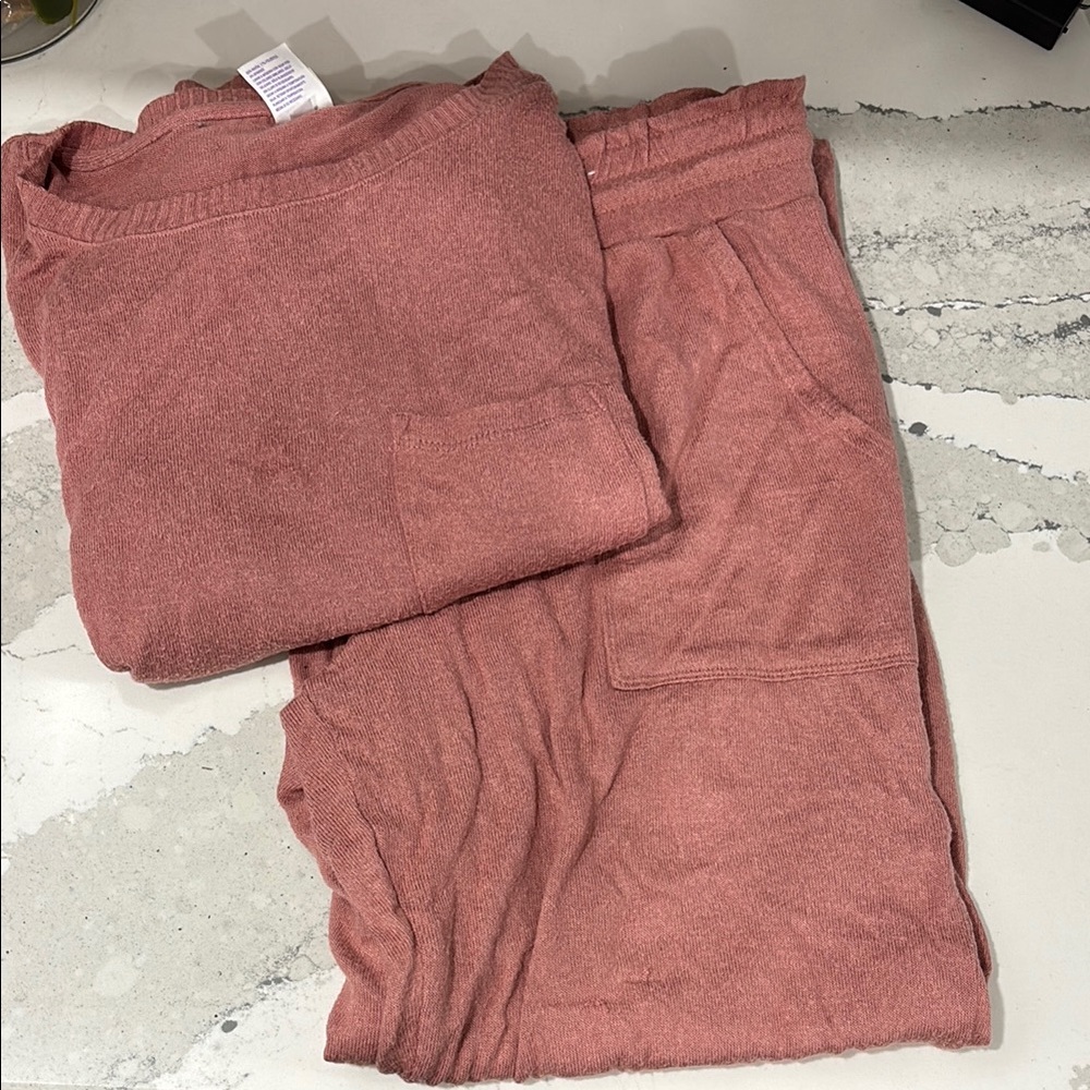 Stylish Pink Lounge set